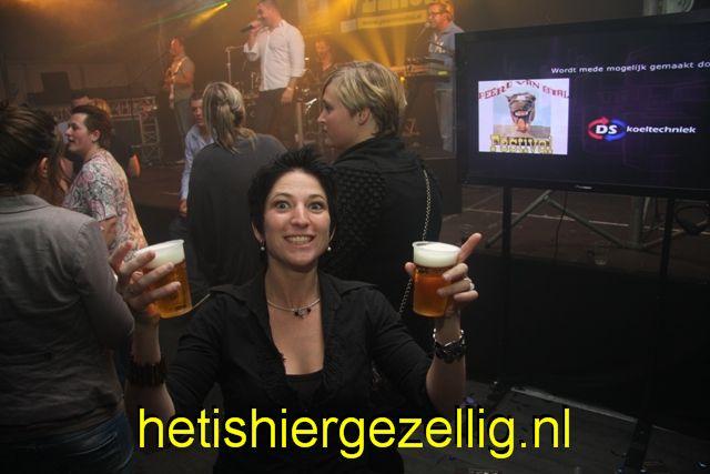 peerd van stal IMG_7886.JPG